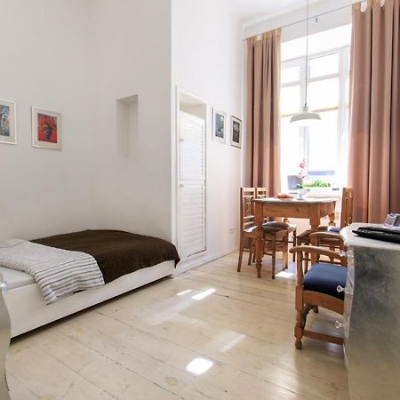 Rental Apartments Poznanska Warschau Buitenkant foto